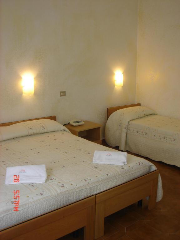 Hotel Ristorante Solari Briatico Kamer foto