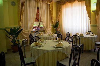 Hotel Ristorante Solari Briatico Buitenkant foto